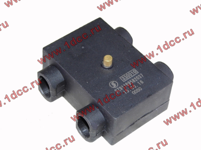 Блок предохранителей в аккумуляторном отсеке SH F3000 SHAANXI / Shacman (ШАНКСИ / Шакман) DZ91189582037 фото 1 Орел